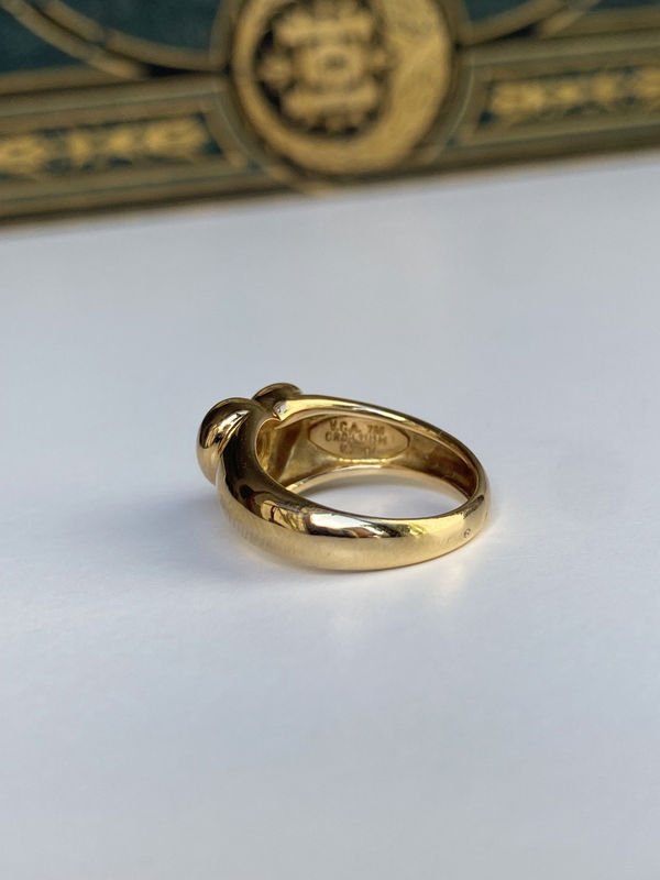 Bague VAN CLEEF & ARPELS Cœur en or jaune et diamant - Castafiore