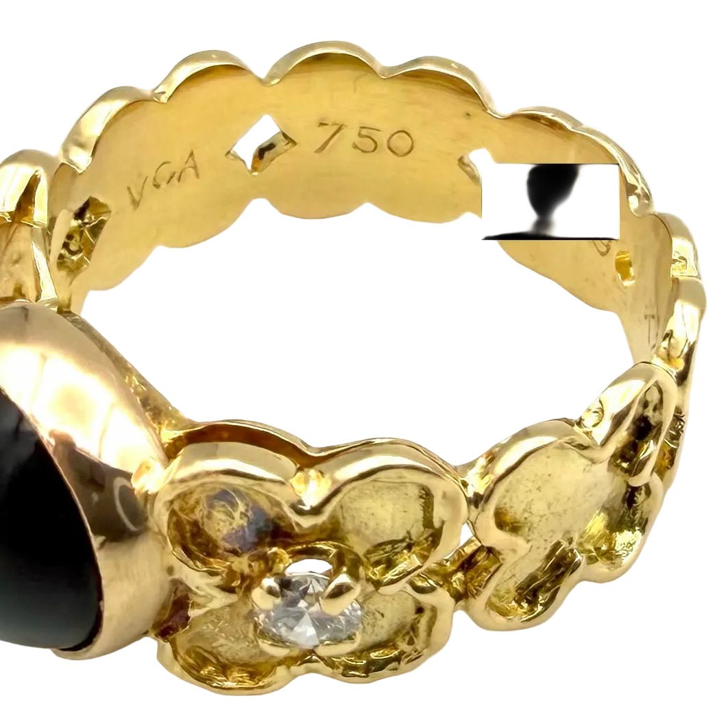 Bague VAN CLEEF & ARPELS. en or jaune, onyx et diamants - Castafiore