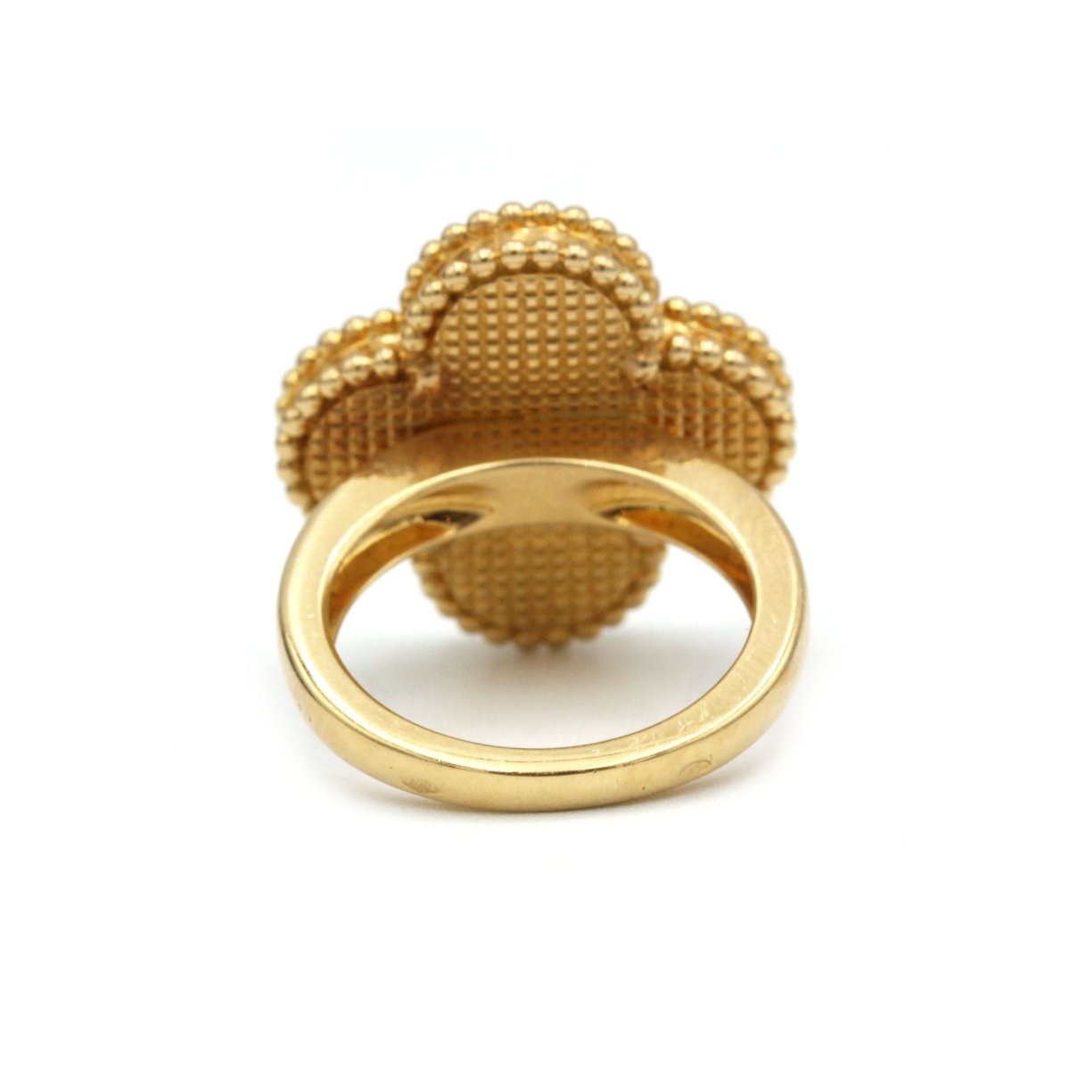 Bague VAN CLEEF & ARPELS "Magic Alhambra" en or jaune et malachite - Castafiore