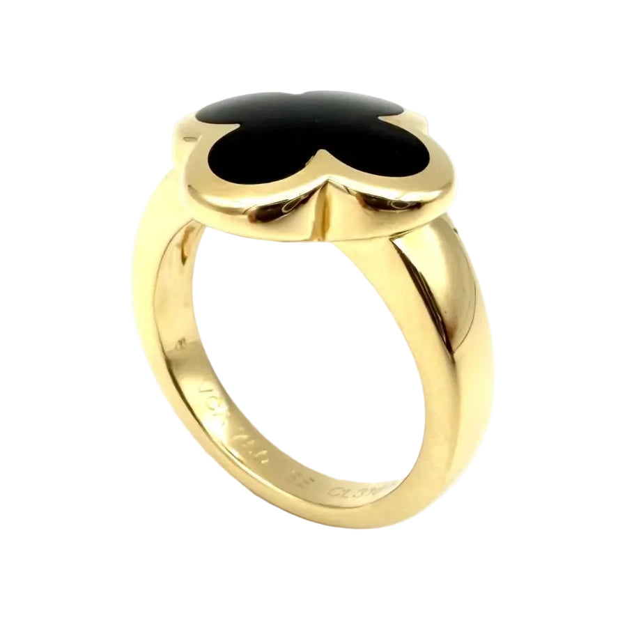 Bague VAN CLEEF & ARPELS "Pure Alhambra" en or jaune et onyx - Castafiore