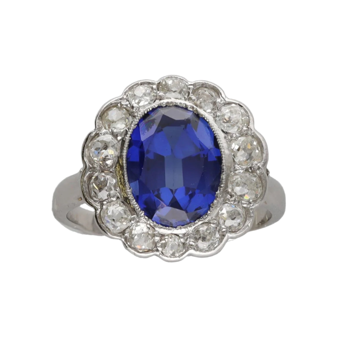 Bague vers 1930 en Or gris 18k et platine avec verneuil et diamants. taille 55. - Castafiore