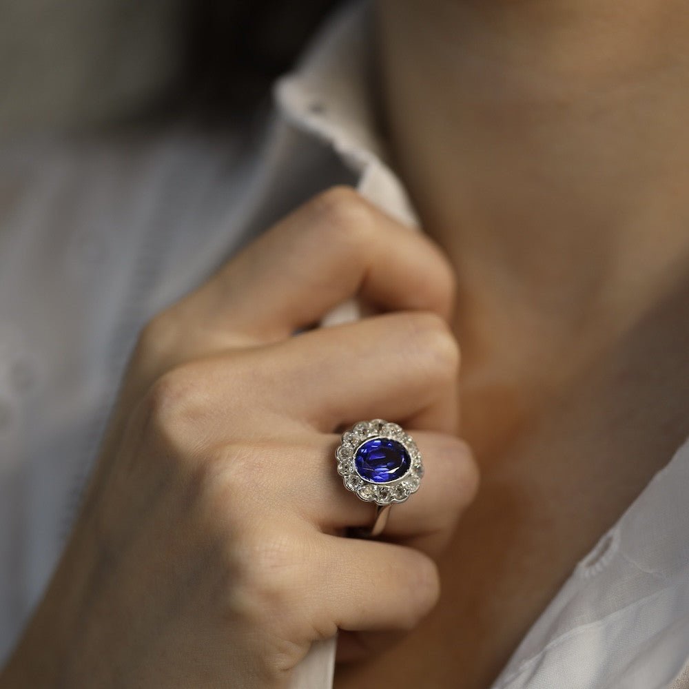 Bague vers 1930 en Or gris 18k et platine avec verneuil et diamants. taille 55. - Castafiore