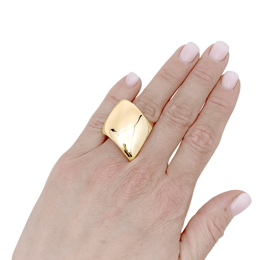 Ring Vhernier, yellow gold.