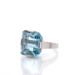 Bague vintage aigue - marine en platine - Castafiore