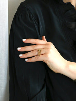 Bague vintage ceinture or jaune - Castafiore