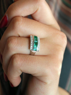 Bague vintage émeraudes diamants - Castafiore