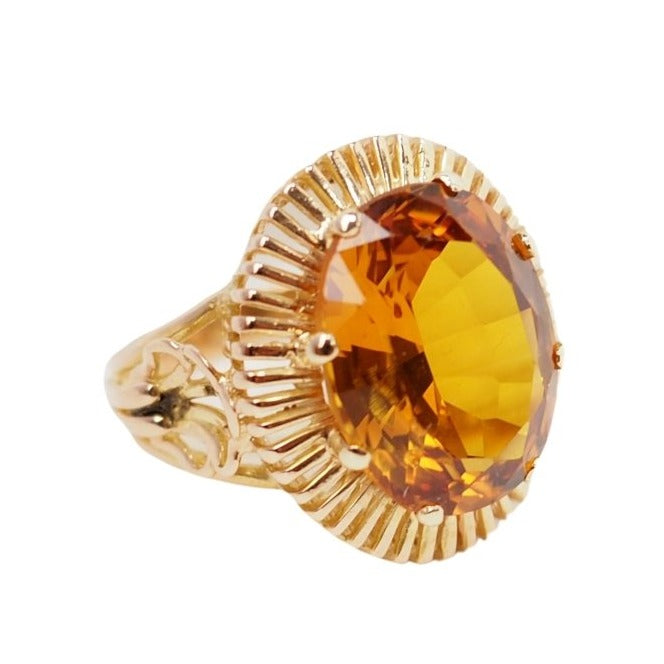 Bague vintage en or jaune et citrine ovale - Castafiore