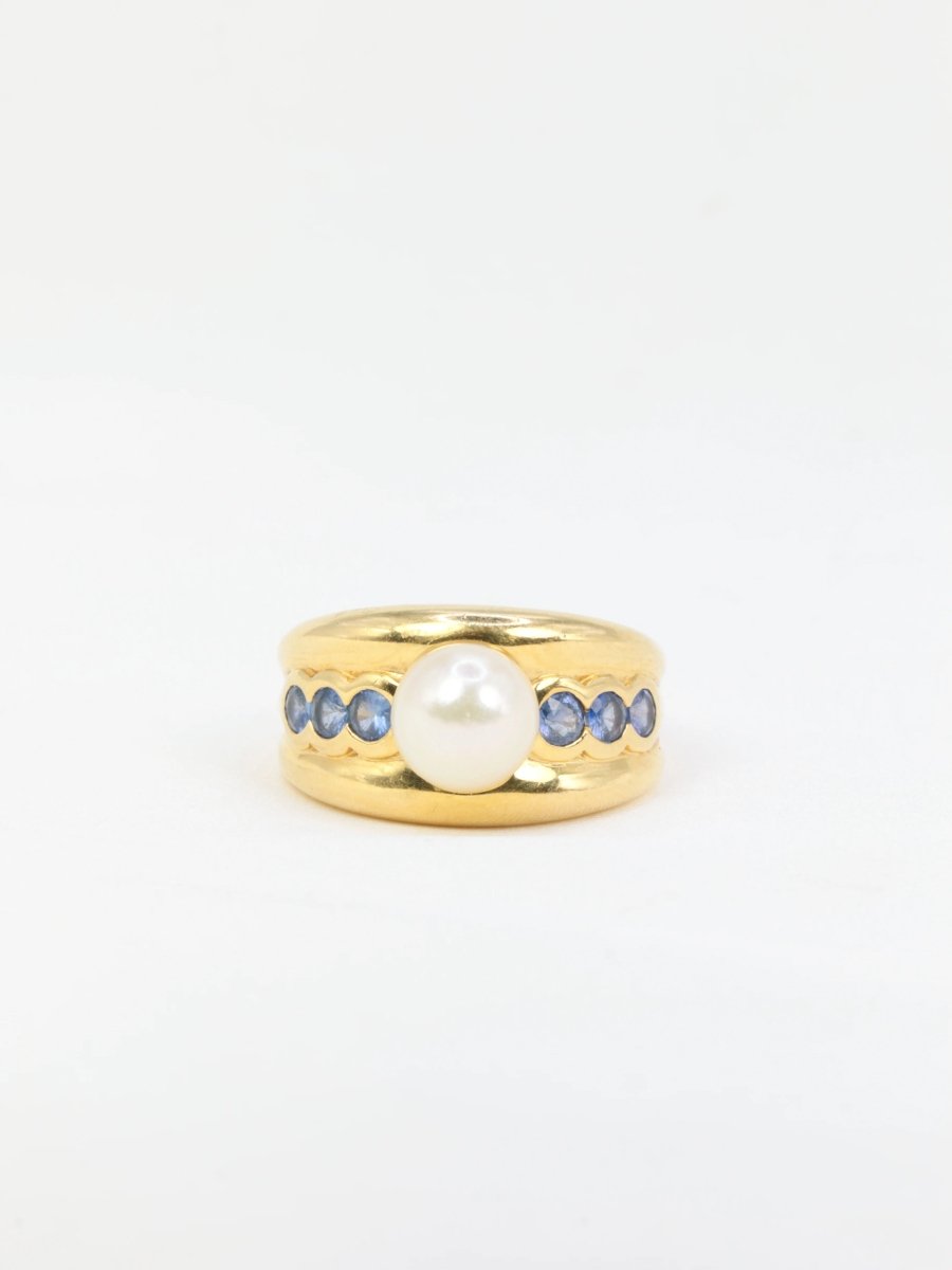 Bague vintage en or jaune, perle et saphirs - Castafiore