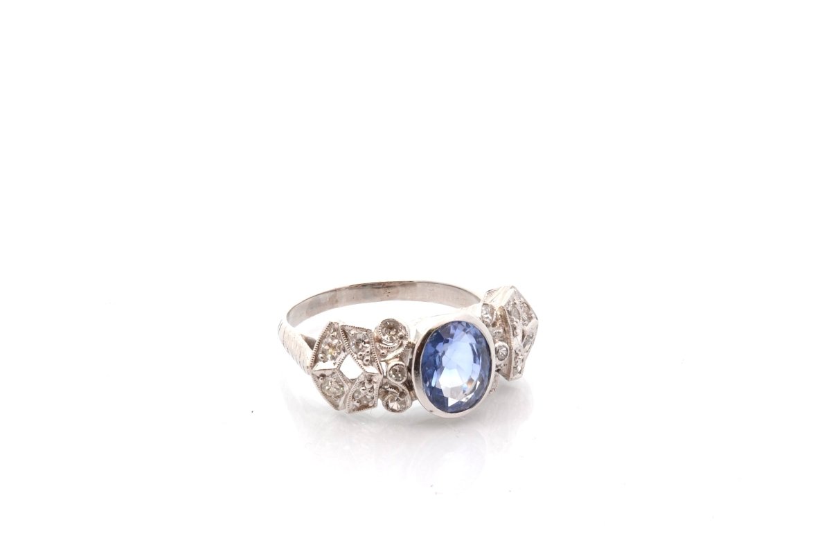Ring vintage sapphire of 2.15cts and diamonds