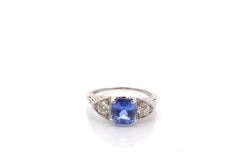 Bague vintage en platine et saphir - Castafiore