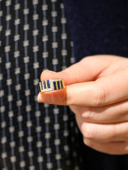 Bague vintage géométrique en or, saphirs et diamants - Castafiore