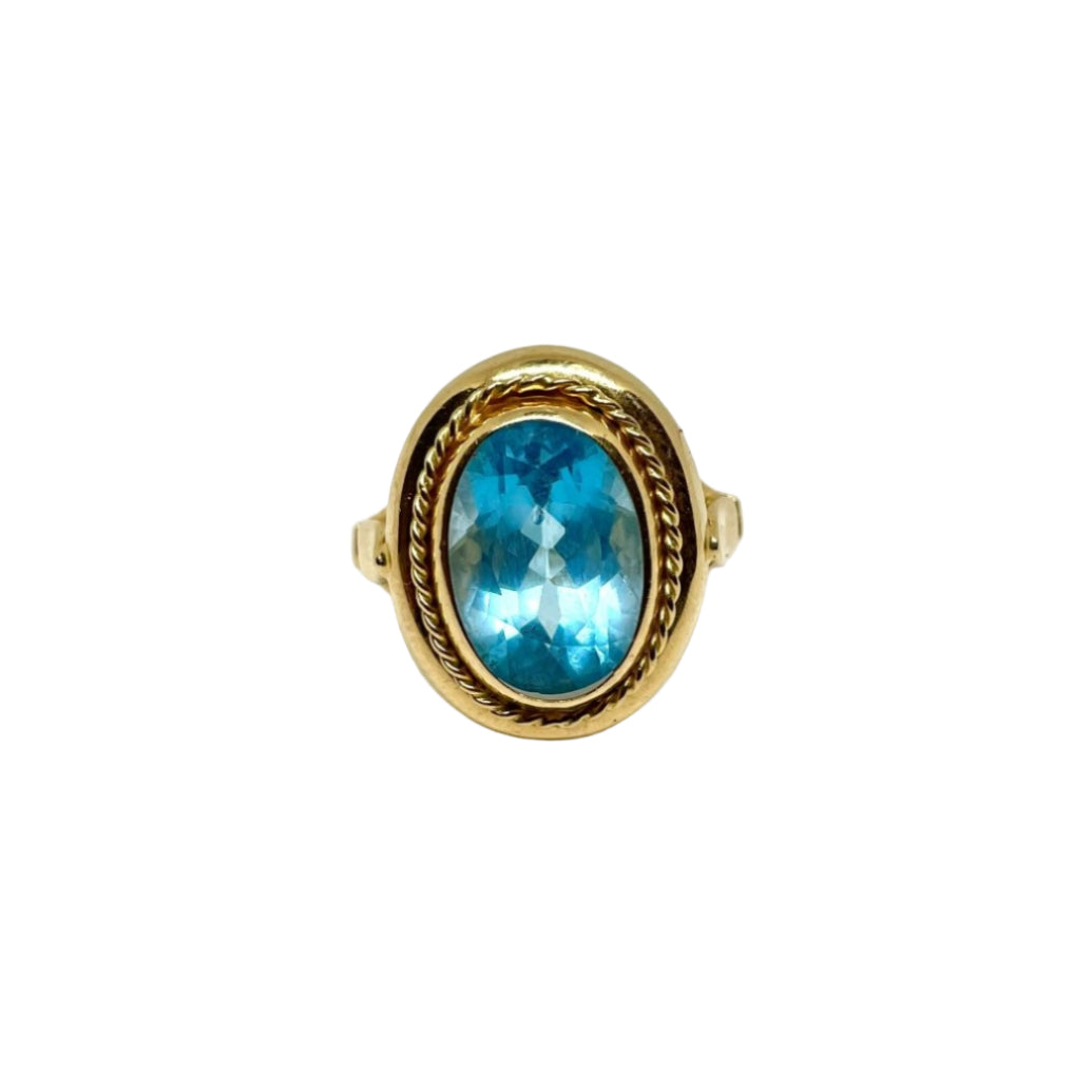 Bague Vintage imposante en or jaune et topaze bleue - Castafiore