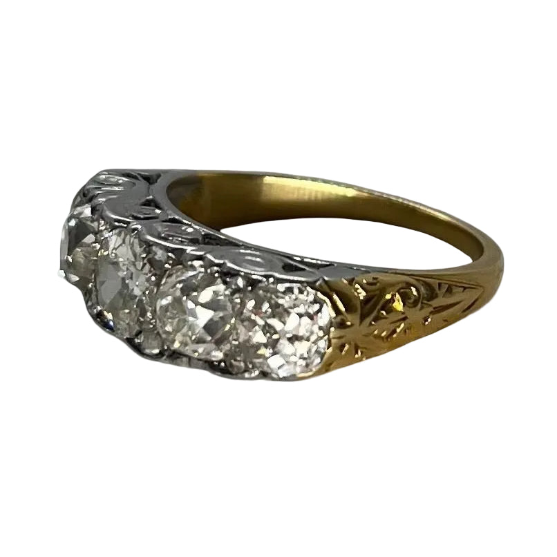 Bague Vintage or jaune platine et diamants 2,20 ct - Castafiore