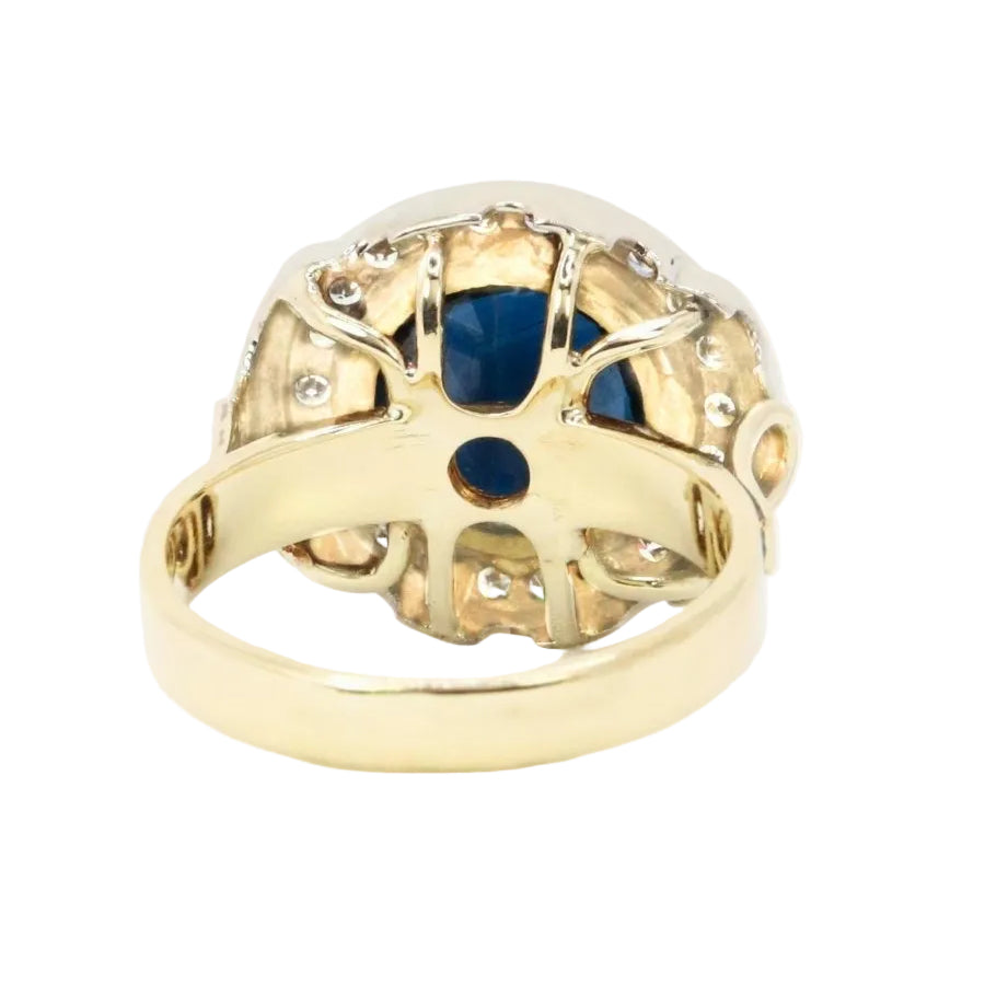 Bague vintage saphir entourage diamants - Castafiore