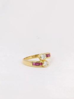 Bague vintage toi et moi or diamants rubis calibrés - Castafiore