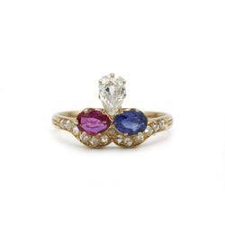 Bague XIXème - Or jaune, diamants, rubis et saphir. - Castafiore