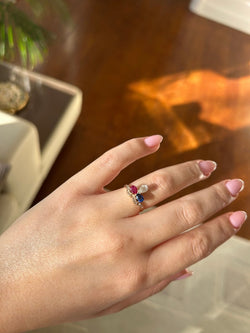 Bague XIXème - Or jaune, diamants, rubis et saphir. - Castafiore