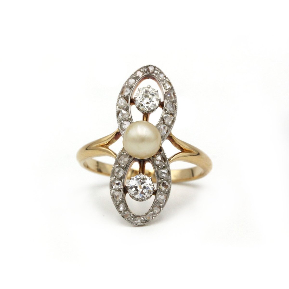 Bague XIXème - Or, perle et diamants - Castafiore