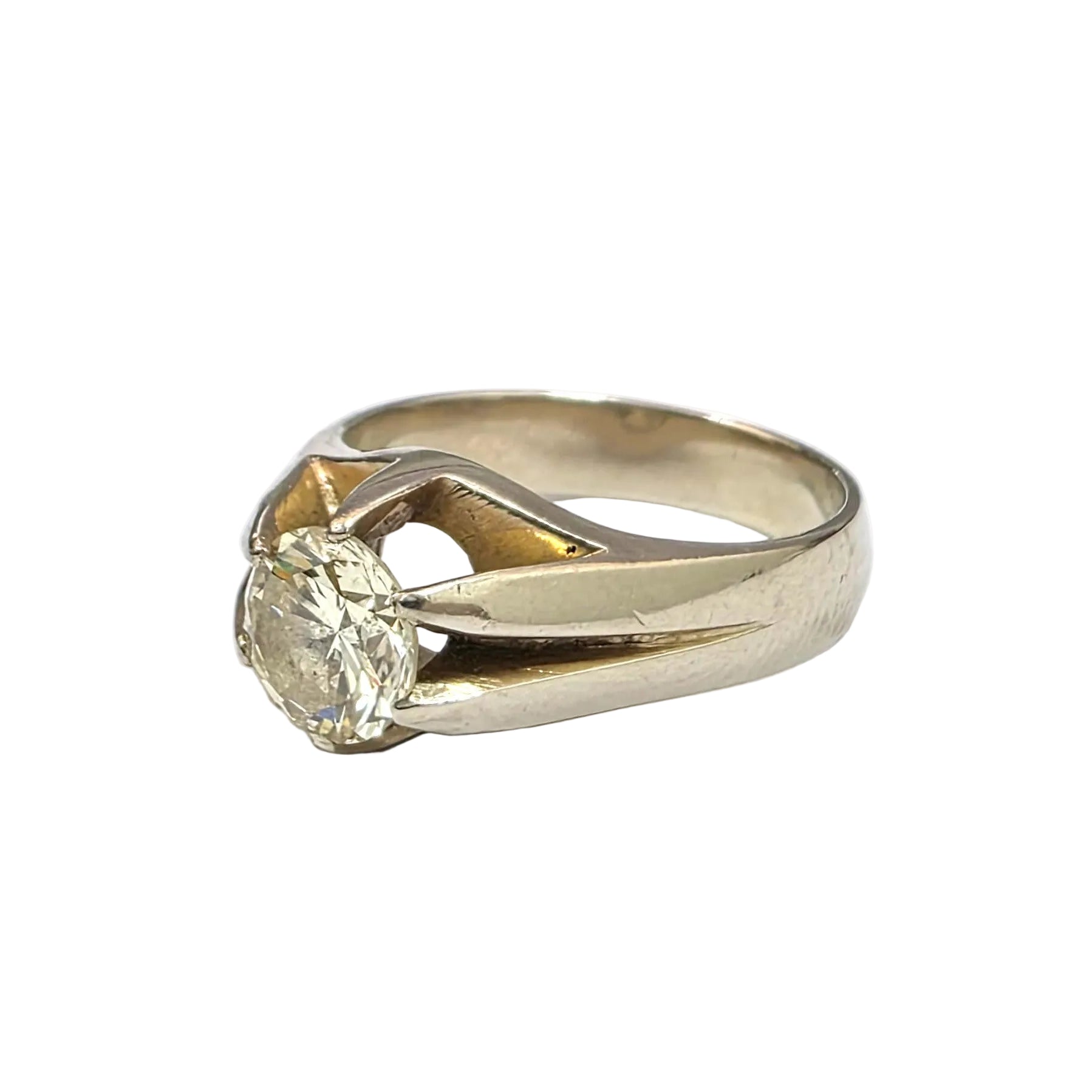 White Gold Solitaire Ring with Diamond