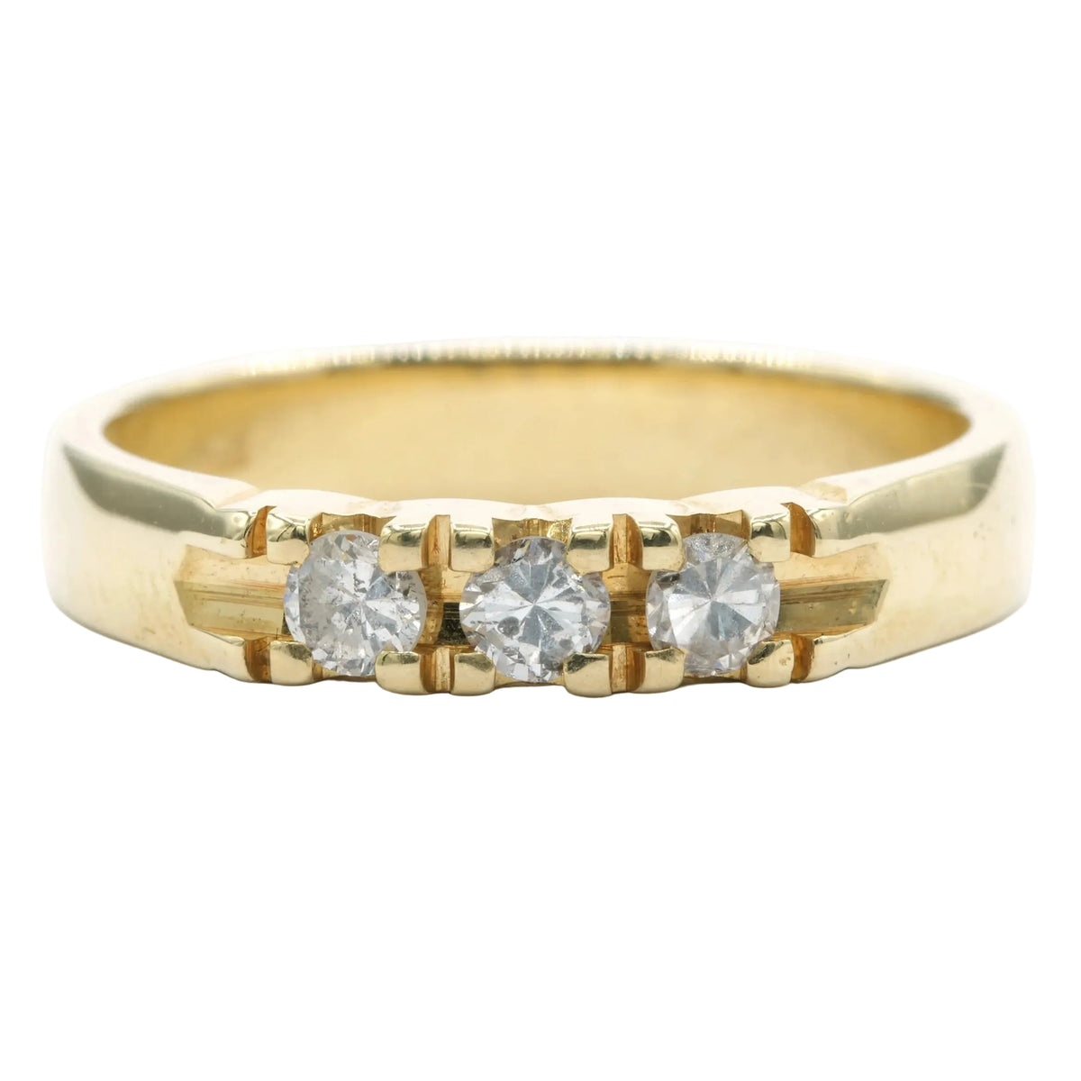 Trilogy Ring in Yellow Gold and Diamonds