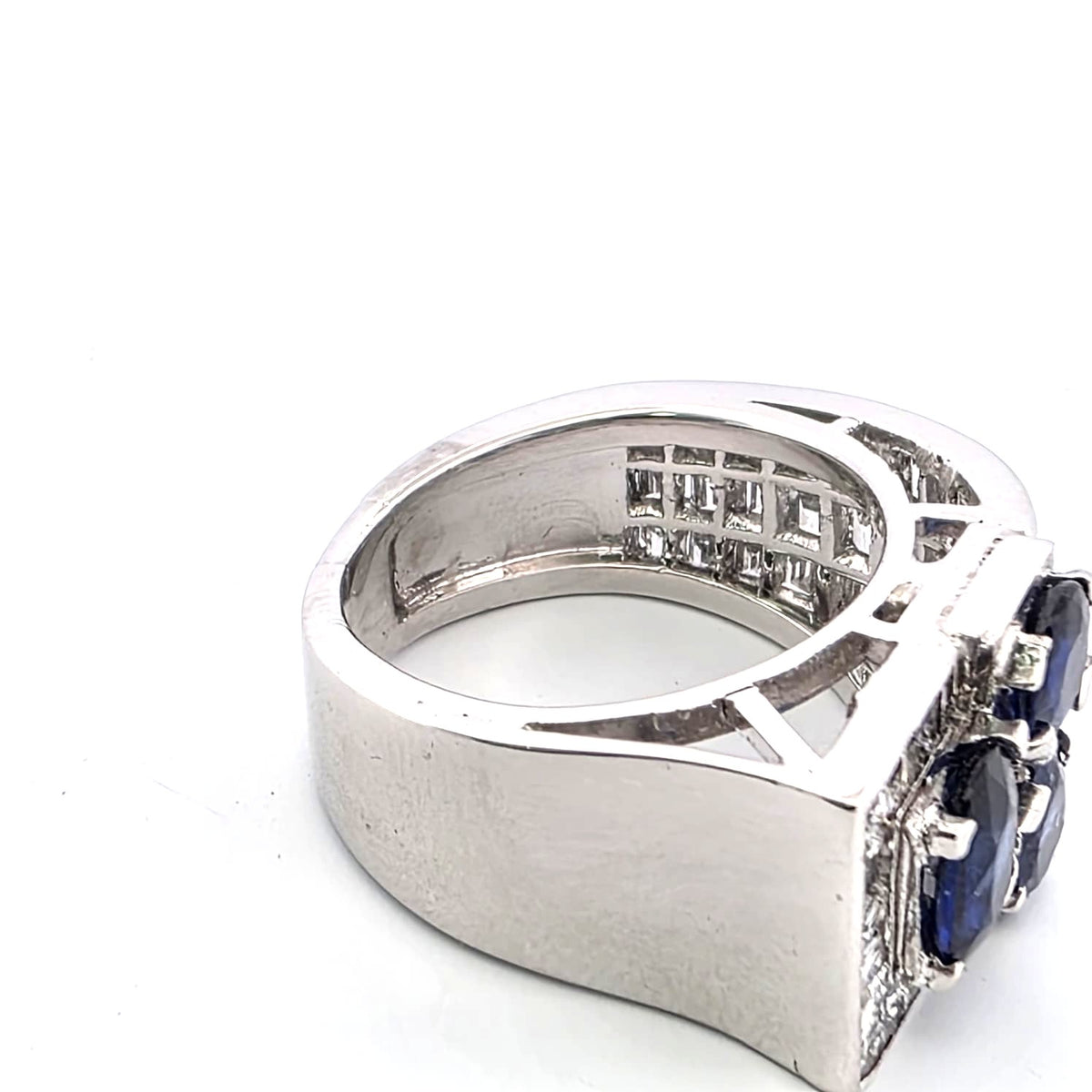 Tank Ring in White Gold, Sapphires, and Diamonds