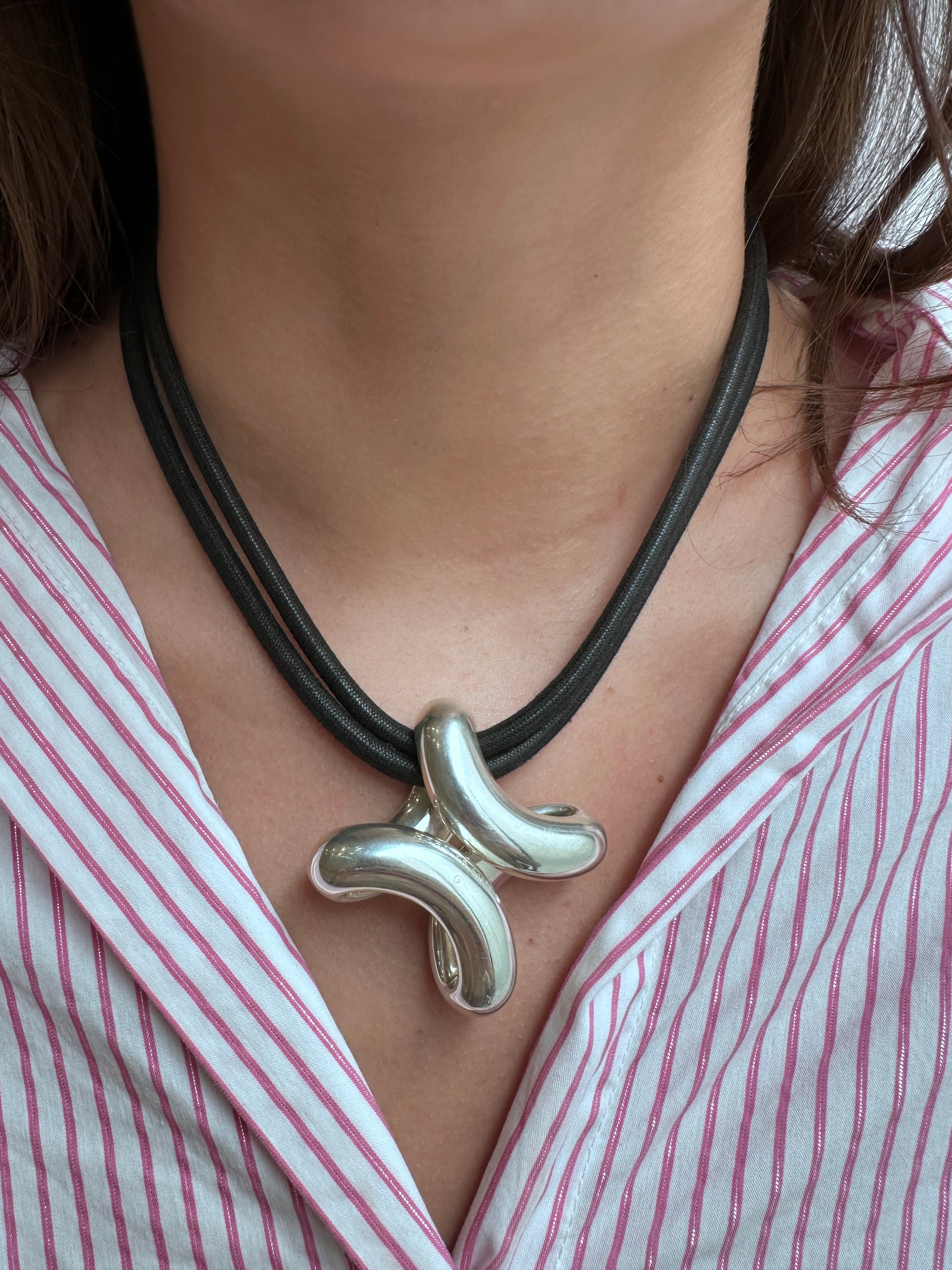 Necklace Pendant HERMÈS "Lima" in Silver