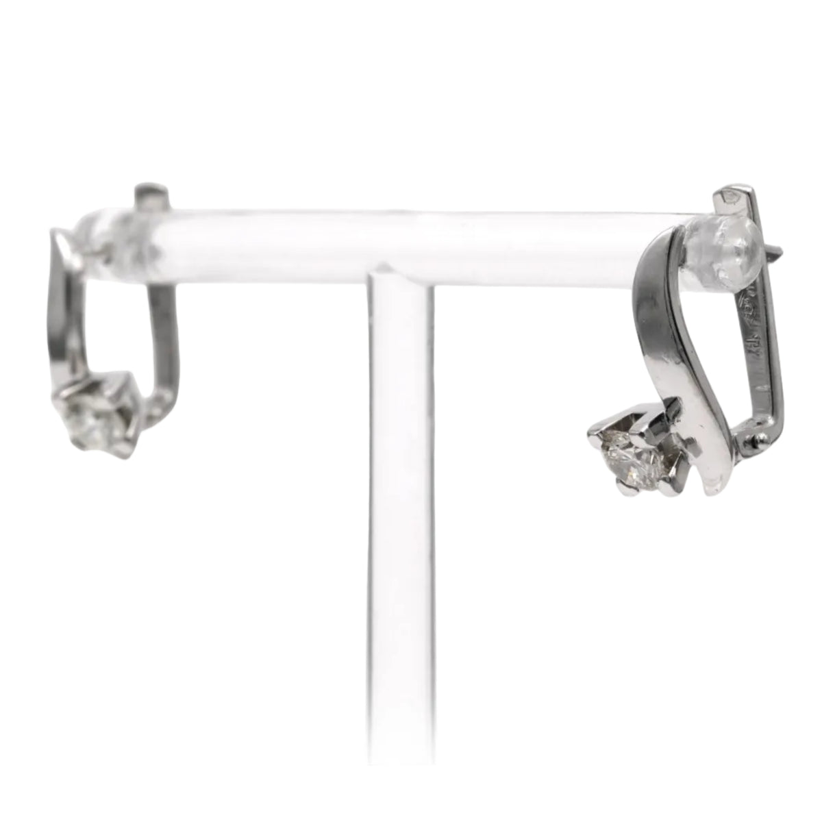 White gold and Diamond Lever-back Earrings