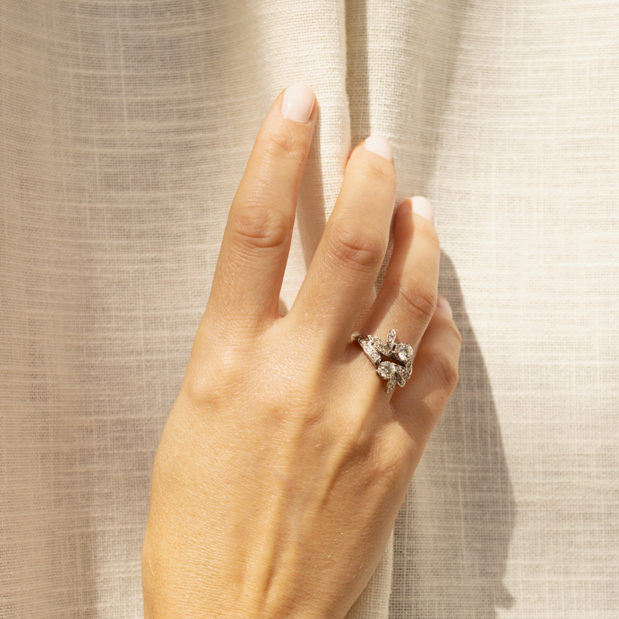 "Toi & Moi" Ring in White Gold and Diamonds