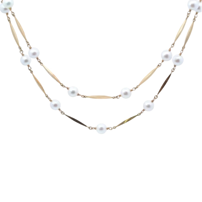 Yellow Gold and Pearl Necklace