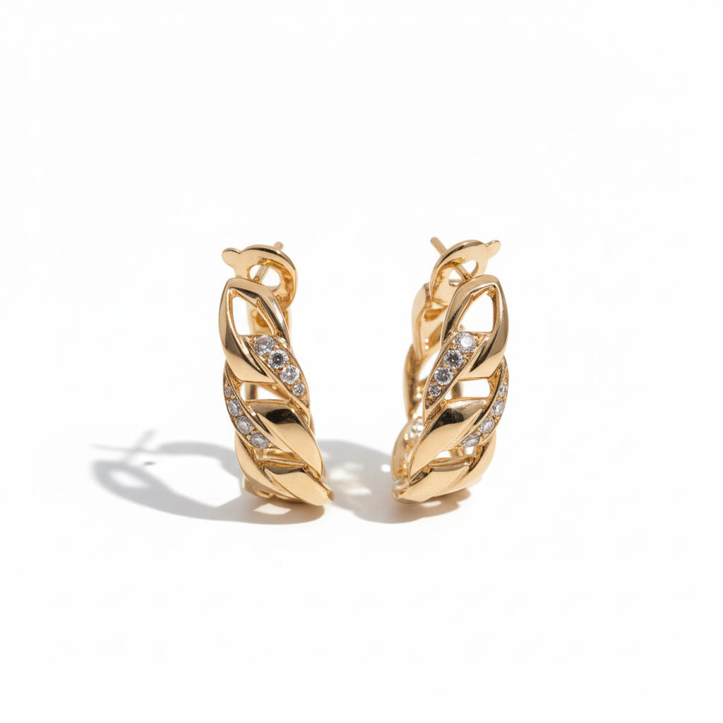 Boucles d’Oreilles CARTIER Bergame  en or jaune et diamants