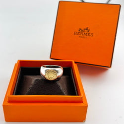 HERMÈS "Clou de selle" Signet ring in Silver and Yellow gold