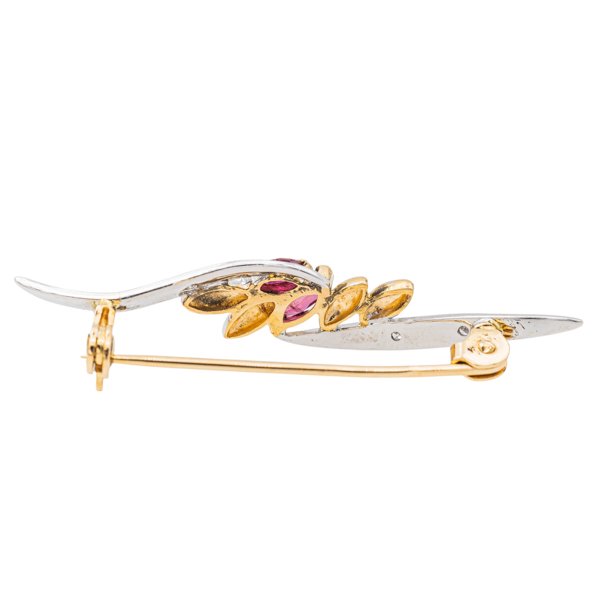 Yellow gold Ruby Brooch
