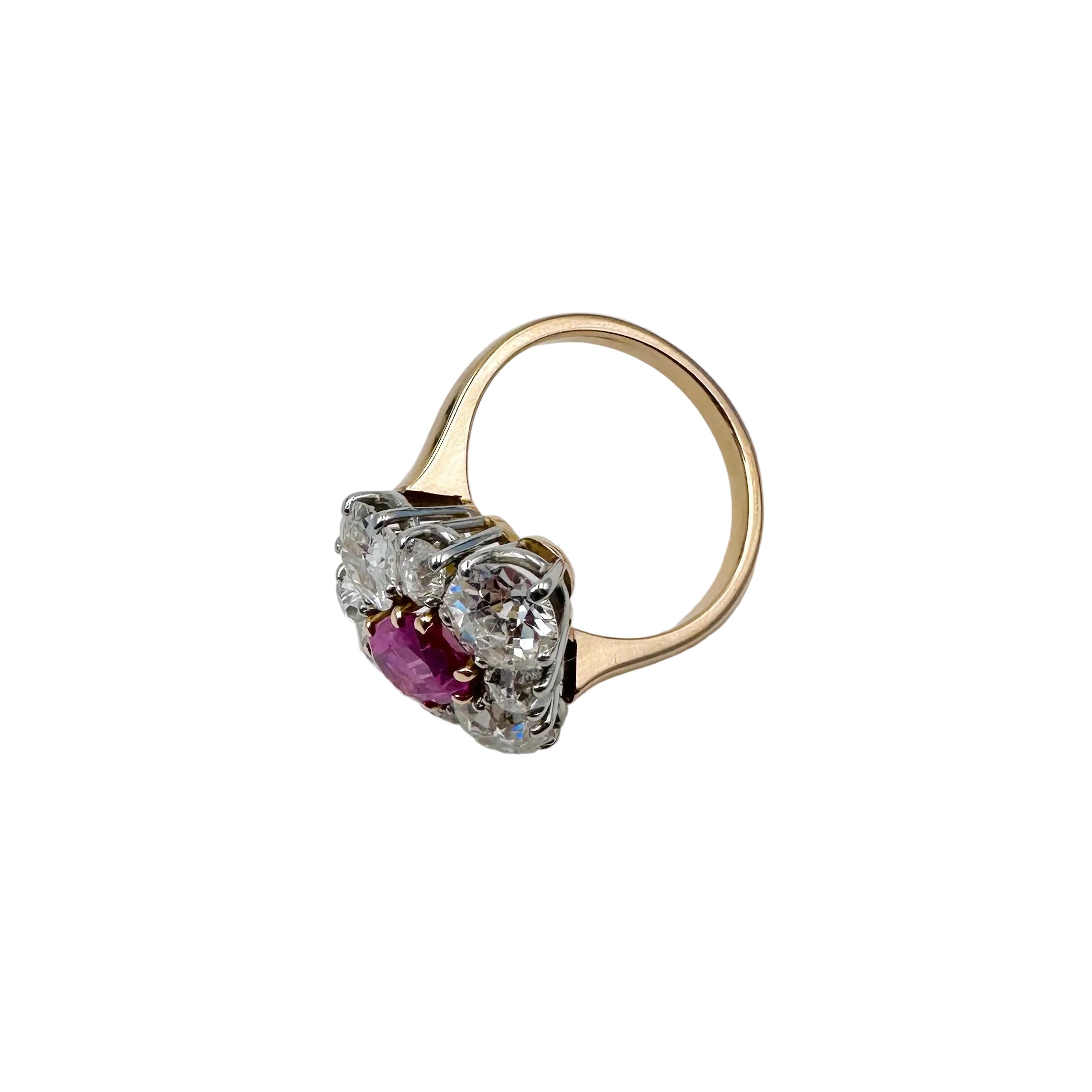 Marquise Ring in Yellow gold and Pink sapphire