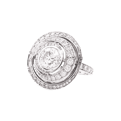 Bague Boucheron, "Idylle", or blanc et diamants.