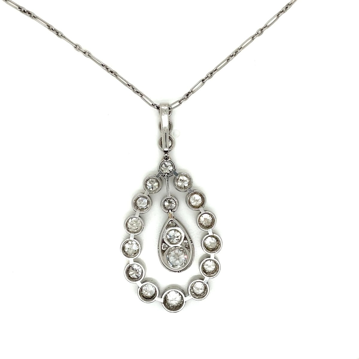 Belle Epoque Diamond Platinum Pendant - Castafiore