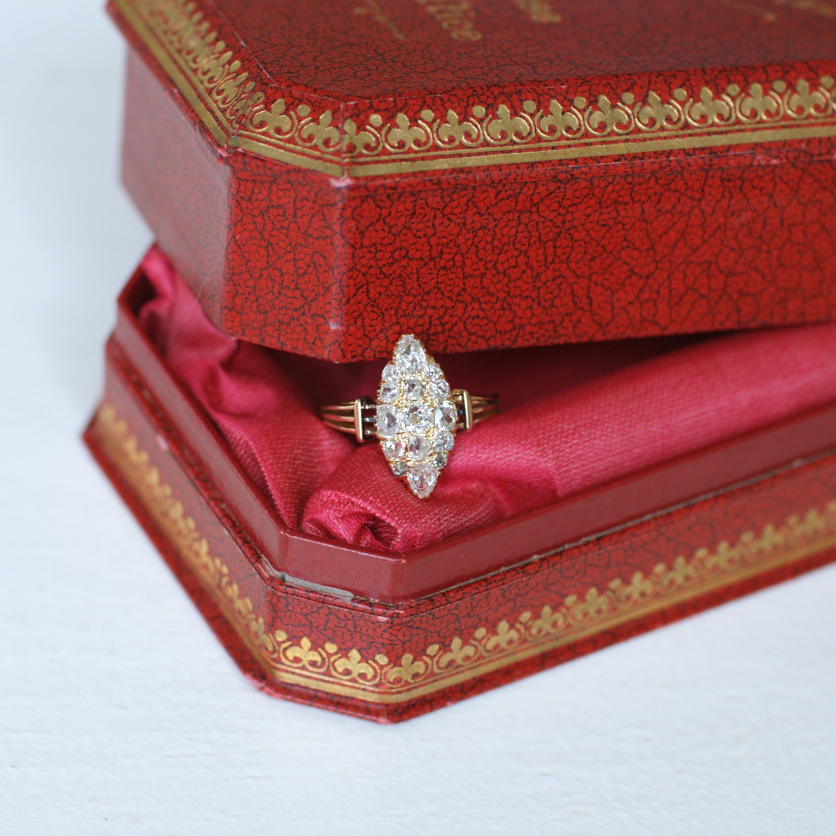 Ring Marquise in rose gold and diamonds