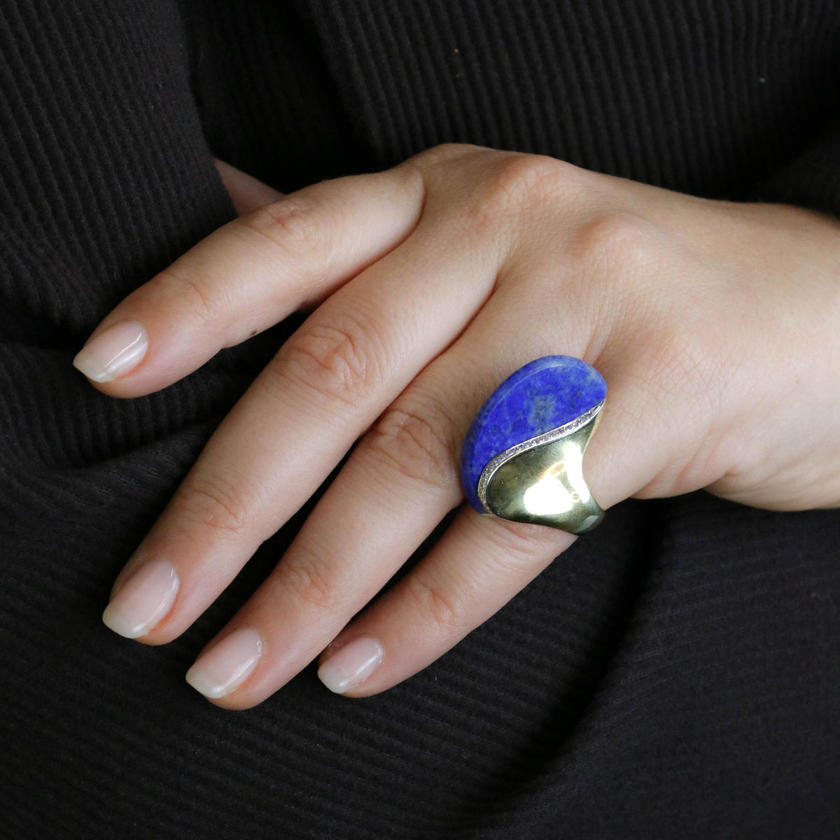 Cocktail Ring in Yellow Gold, Lapis lazuli, and Diamonds