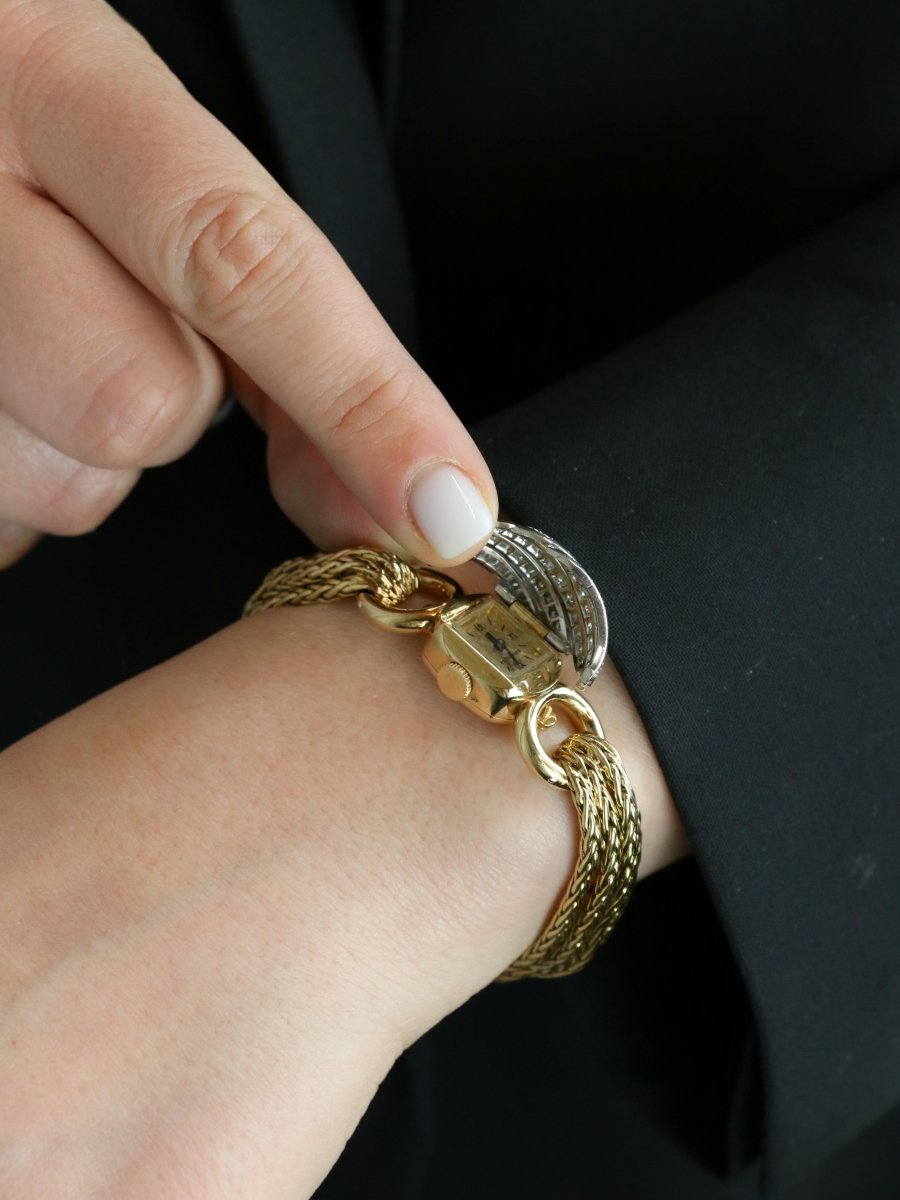 BOUCHERON Montre à secrets or jaune diamants - Castafiore
