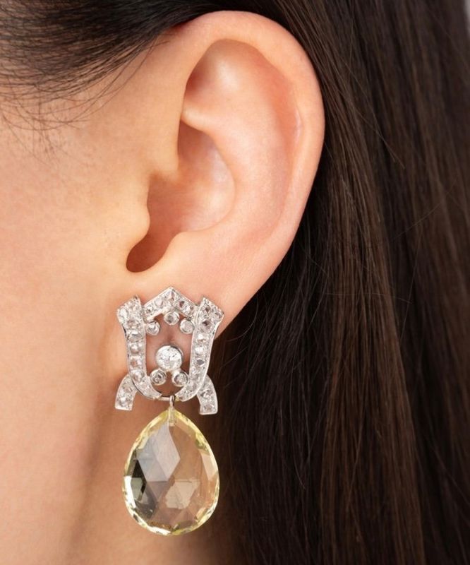 Boucle d'oreilles Art Déco, en or gris 18k et diamants - Castafiore