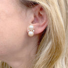 Boucles d'oreille en or jaune, perles et diamants - Castafiore