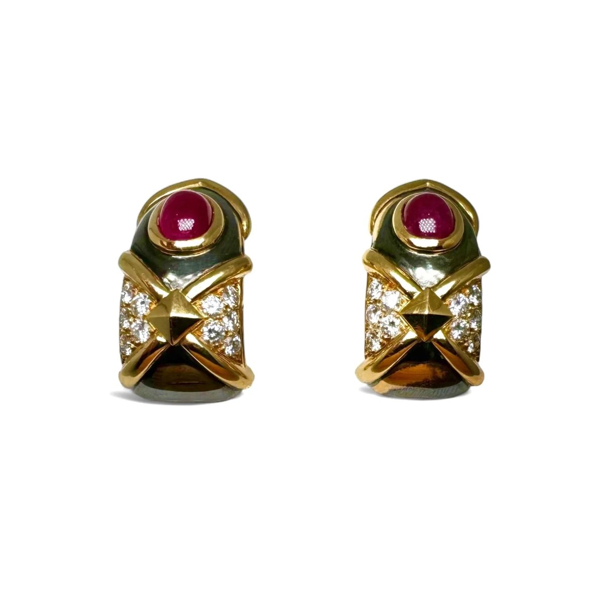 Boucles d’oreille vintage en or noirci et jaune ornée de rubis et diamants. - Castafiore