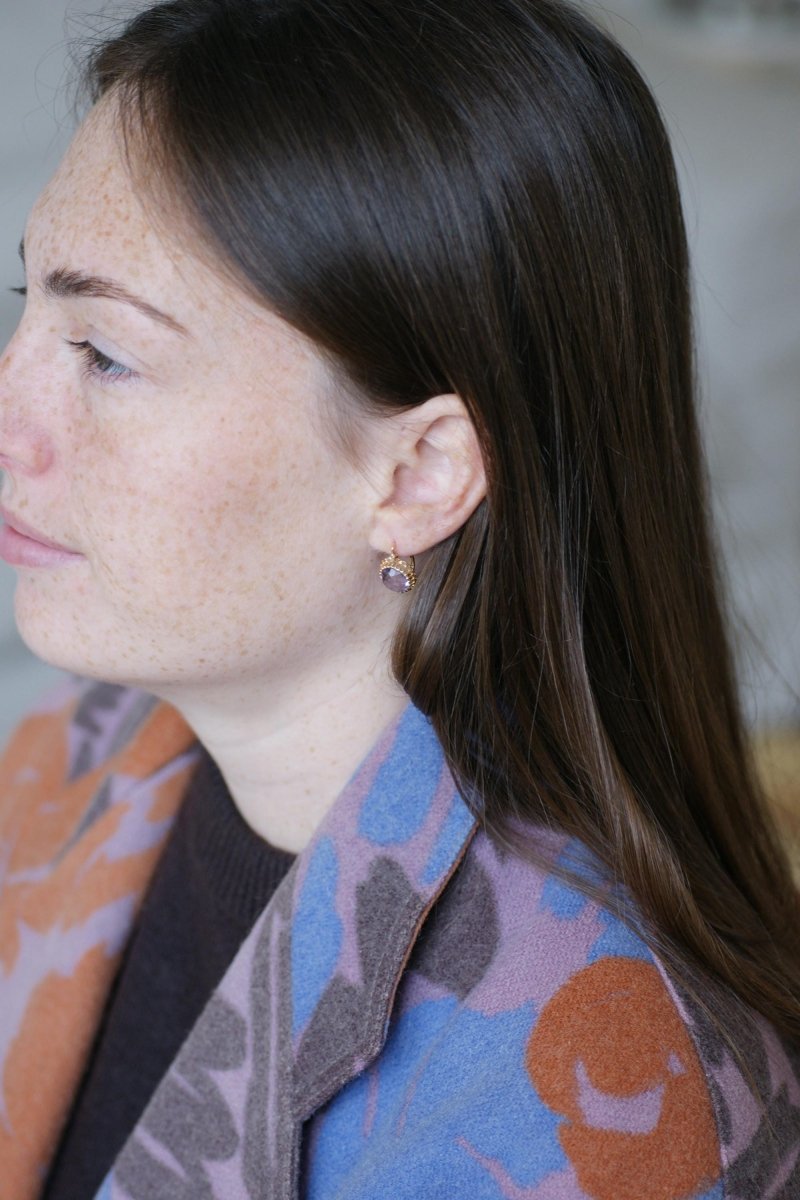 Boucles d'Oreilles Anciennes Améthystes et Diamants sur Or Jaune - Castafiore
