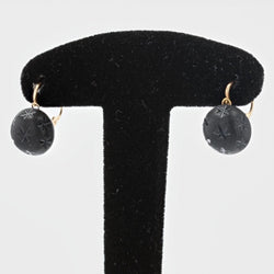 Boucles d'oreilles ANCIENNES Dormeuses en or jaune et jais - Castafiore