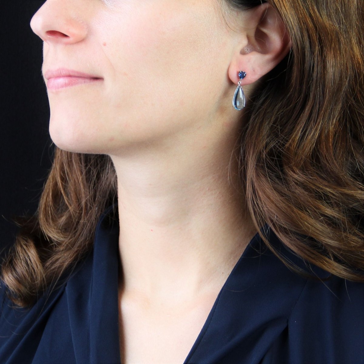 Boucles d'oreilles BAUME Pendantes en or blanc saphirs et aigue - marines - Castafiore