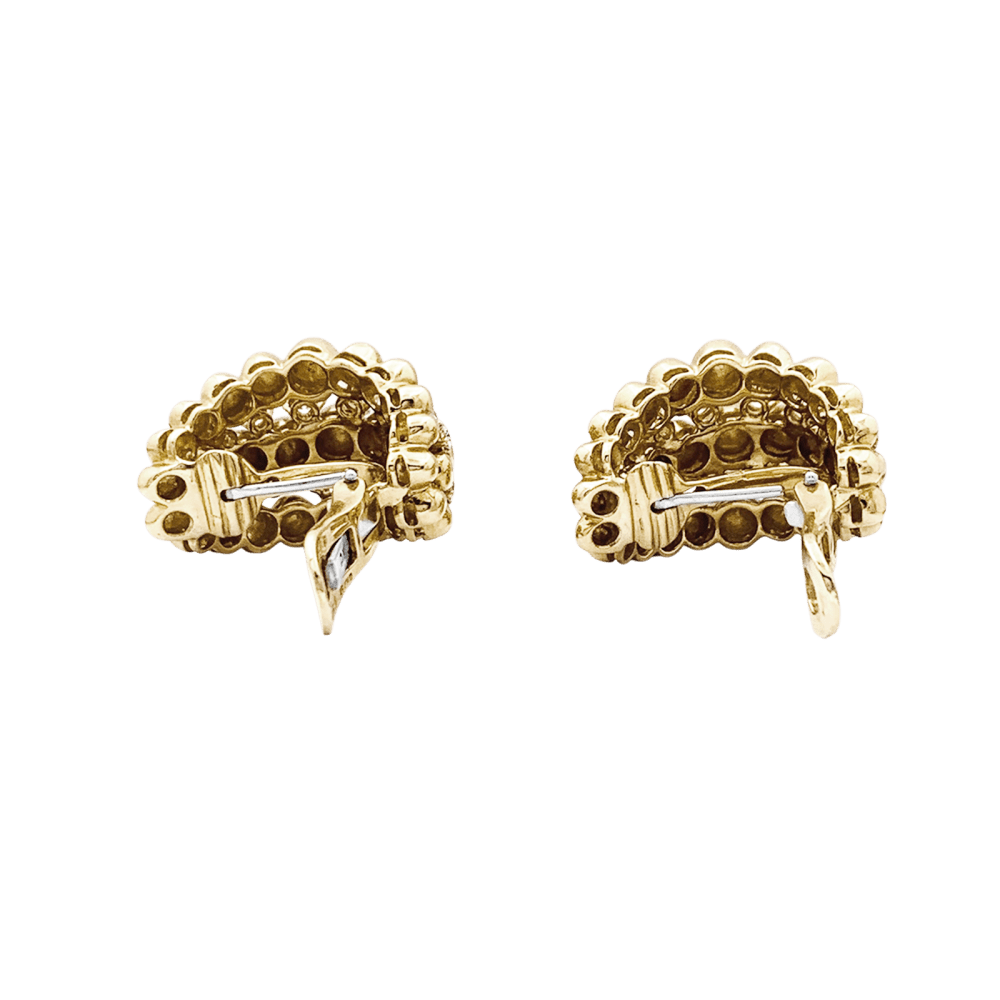 Earrings Boucheron, "Grain de raisin" in yellow gold and diamonds.
