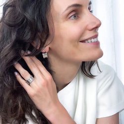 Boucles d'oreilles BULGARI "B.Zero1" en or blanc - Castafiore