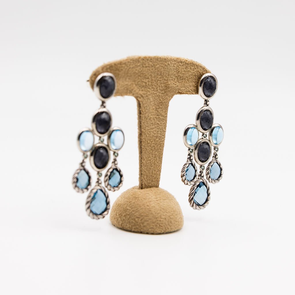 Boucles d'oreilles Chandelier DAVID YURMAN en argent, topaze bleue, hématite et diamant - Castafiore