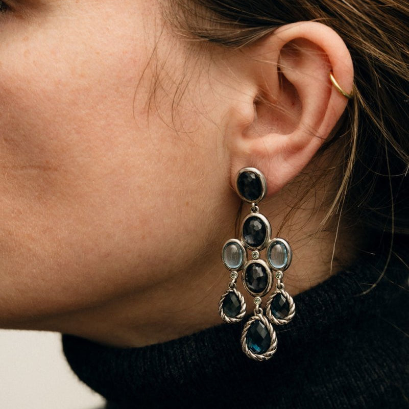 Boucles d'oreilles Chandelier DAVID YURMAN en argent, topaze bleue, hématite et diamant