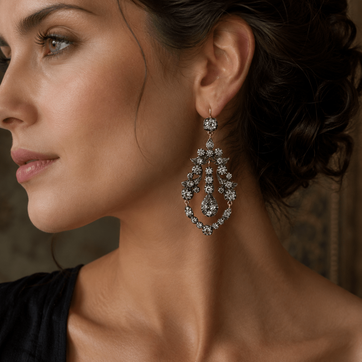 Boucles d'oreilles Chandelier en or jaune, argent et diamants - Castafiore