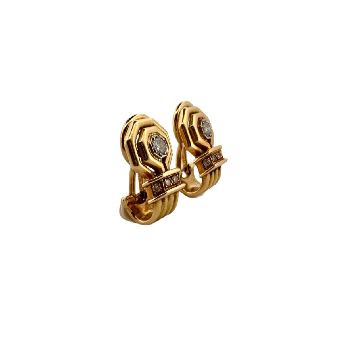 Boucles d'oreilles CHAUMET en or jaune et diamants - Castafiore
